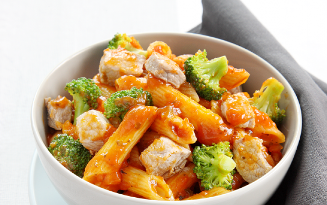 Recept Pikante penne met broccoli en vlees Grand'Italia